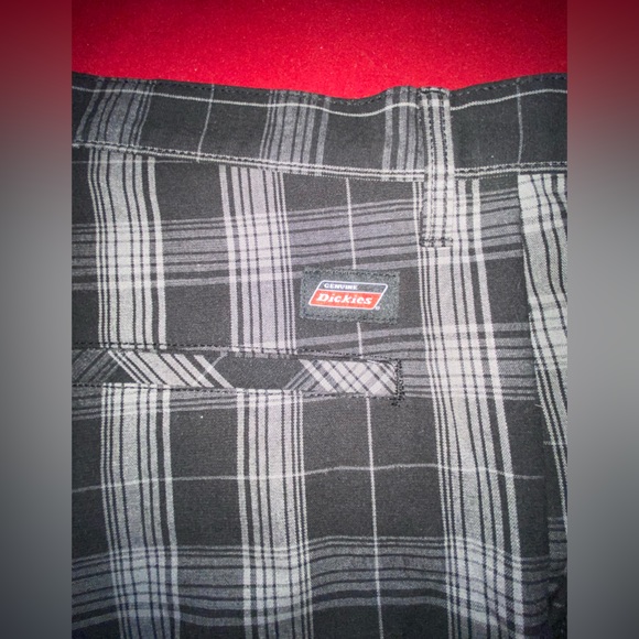 Men’s Cargo Dress Shorts - Picture 4 of 7